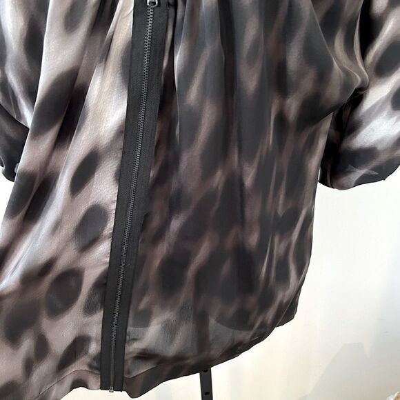 Kenneth Cole Animal Print (M) - Picture 6 of 8